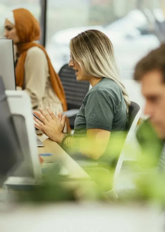 women-working-at-desk