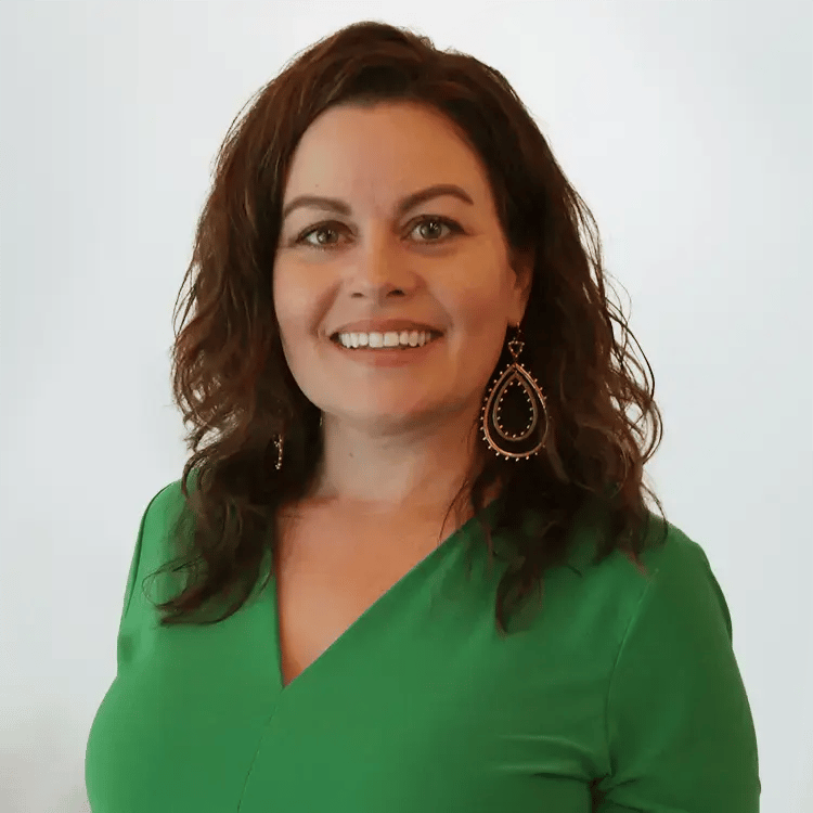 Alicia Poulos - Enrollment Specialist Manager