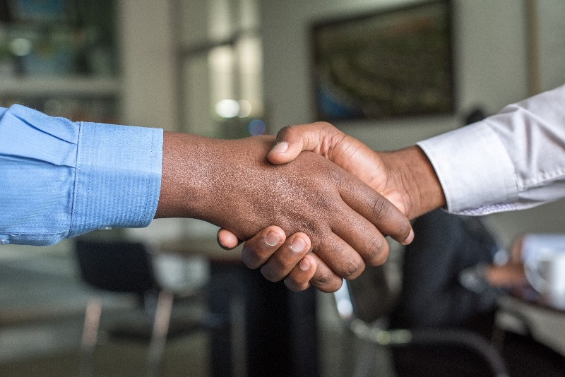 Can small enterprise homeowners take part in an HRA?