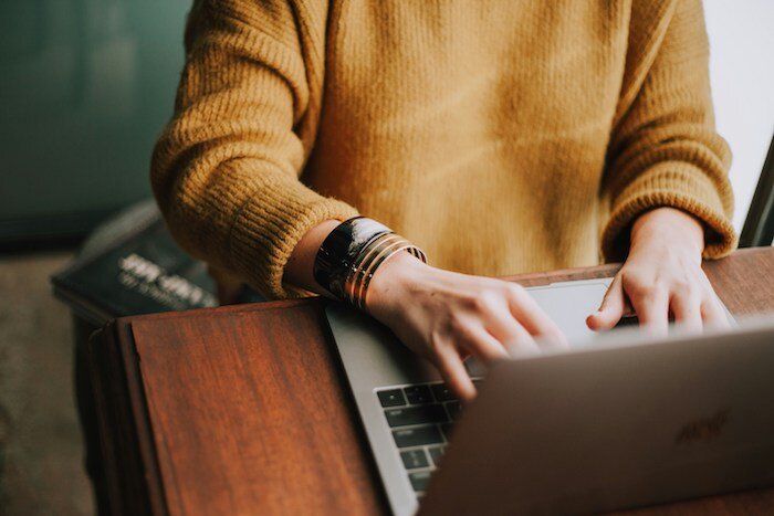 Do Small Companies Should Supply Well being Insurance coverage to Staff?