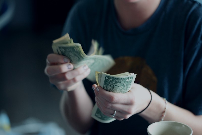 Healthcare Stipend vs Well being Insurance coverage: What is the Distinction